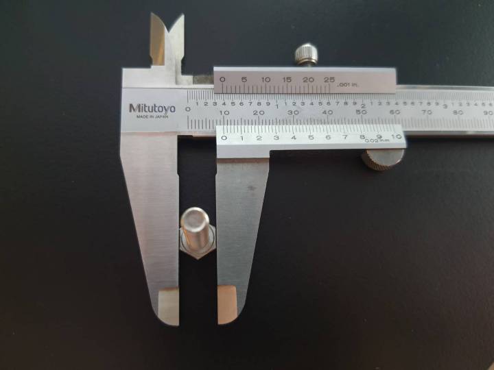 สกรูหัวหกเหลี่ยม-stainless-m6x35-mm-pitch-1-0-mm