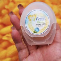 โปรโมชั่น+++ M Press Dental Floss ไหมขัดฟัน ไหมขัดฟันรังไหมแท้ 100% ไหมนุ่ม ไม่ลื่นมือ ไม่บาดเหงือก กลิ่นมิ้นต์ มีคอลลาเจน 30 เมตร ราคาถูก ไหม ขัด ฟัน ไหมขัดฟันน้ำ ไหมขัดฟัน ด้าม