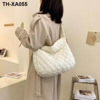 ◄◘☜ Autumn/winter 2023 the new single women shoulder bag clouds fold leisure personality high-capacity cotton-padded jacket package inclined commute