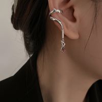 OIMG Silver Color BOHO Red Rhinestone Waterdrop Clip Earring Punk Non Piercing Tragus Earring Ear Cuff Brincos 2022 Femme Bijoux