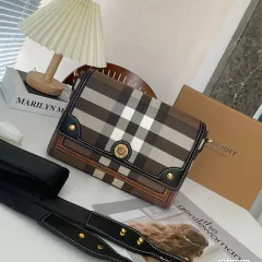 High-end Gift Box] Original Burberry Medieval War Horse Handbag