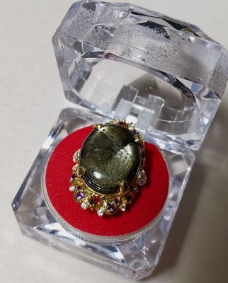 แหวนพลอยแท้ สตาร์บุษ Bi-color sapphire 35- 40 กะรัต ล้อมพลอยแท้ white Topaz อเมทิสต์ โรโดไลต์ เรือเงินแท้ 925 ชุบทอง ไซส์ 54  งามล้ำค่ามาก