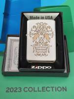 ZIPPO 48710  SUGAR SKULL DESIGN  WHITE MATTE COLOR IMAGE   สีขาวเมทาลิค  ลายแบบสกรีน รูปหัวกะโหลก ของใหม่ไม่ผ่านการใช้งาน มาพร้อมกล่อง  รับประกันของแท้