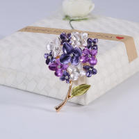 Lovely Lady Brooch Wedding Plant Jewelry Crystal Rhinestone Flower Brooch Alloy Drip Oil Flower Lady Brooch Metal Leaf Brooch