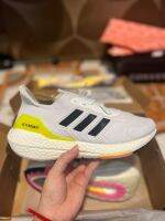 ??รองเท้าวิ่ง Adidas Ultraboost 22  ของใหม่100% พร้อมกล่อง ป้ายครบไซส์ สินค้าถ่ายจากงานจริง  ใส่ได้ทั้งชายและหญิง ใส่สบาย  พร้อมจัดส่ง