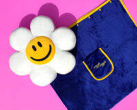 Wiggle Wiggle Cushion Blanket  หมอนผ้าห่ม