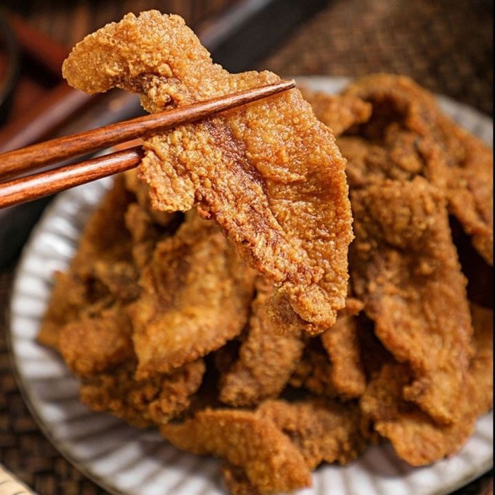 Lard residue dry fried spicy crispy pork belly residue snacks Qingdao ...