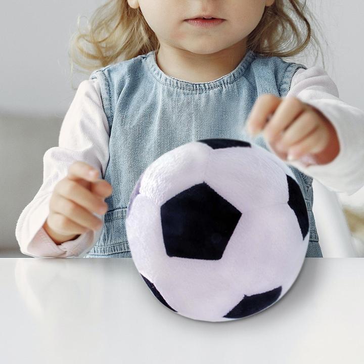ของเล่นเขย่าลูกฟุตบอลยัดนุ่นสำหรับเด็กทารกสนุกและกระตุ้นการเล่นก่อนนอน
