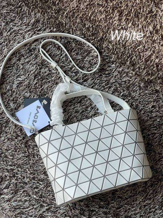 small-bao-issey-miyake-matte-crystal-tote-bag-001