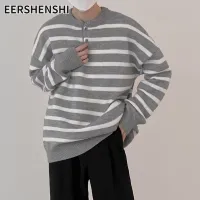 EERSHENSHI เสื้อสเวตเตอร์ถักผ้ายืดหลวมและใส่สบายเสื้อกันหนาวลายทางเนื้อคอกลมหลวมของผู้ชาย