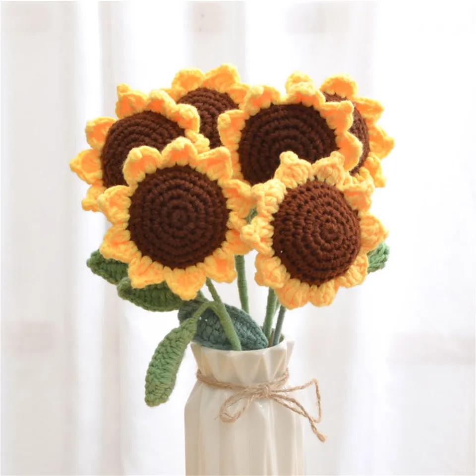 Handmade Knitted Artificial Flowers Finished Sunflower Daisy Rose Tulip  Fake Simulation Flower Bouquet Home Wedding Decoration