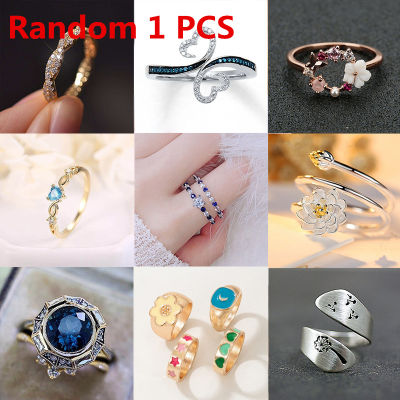 A variety of fashion rings, exquisite gifts with different shapes