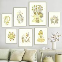 Wall Art พิมพ์ภาพวาดผ้าใบ Gold Divine ผู้หญิงดอกไม้ Sun สมาธิ Bohemian Nordic โปสเตอร์ตกแต่งรูปภาพสำหรับห้องนั่งเล่น