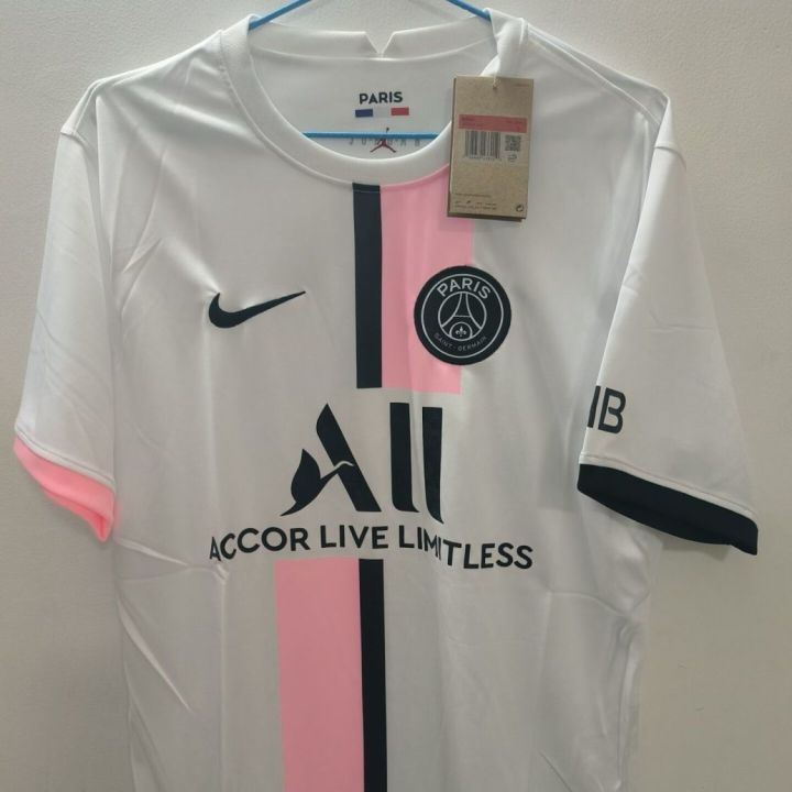 paris-st-germain-in-2021-22-season-football-take-away-a-white-shirt