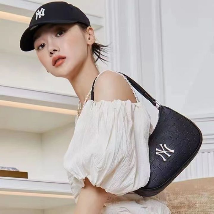 mlb-official-ny-womens-bag-shoulder-bag-new-yankees-fashion-hot-style-portable-ny-korea-net-bag-underarm-red-high-end-spring-and-summer