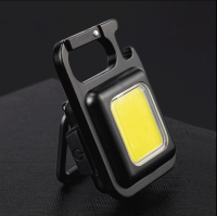 Outdoor Camping แบบพกพา Mini LED Light Multifunctional ที่เปิดขวดพวงกุญแจ COB Lantern Flood Light High Power Magnetic Lantern