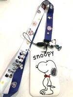 SNOOPY W  สายคล้องคอ สายคล้องบัตร ซองใส่บัตร ที่ใส่บัตร พร้อมสายคล้องคอ (2cm)  ลายสนูปปี้  มีตุกตาเล็ก แถม ด้วย สำหรับบัตร 5.5x8.5cm งานสวย ดี NOEYNEST