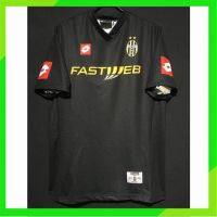 ● เสื้อกีฬาแขนสั้น ลายทีมชาติฟุตบอล Juventus Gaopin 2001/2002 ชุดเยือน สไตล์เรโทร