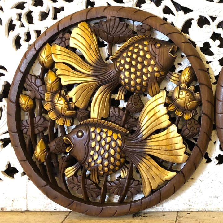 ปลาทองแกะสลัก-ได้-2-แผ่น-ขายแยก-ไม้สักฉลุ-ขนาด-60x60-cm-หนา-3-cm-แผ่นไม้แกะสลัก-ปัดสีทอง-ไม้สักแกะสลัก-pair-teak-wooden-carved-goldfish-art-wall