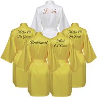 [Xiaoli clothing] สีเหลืองซาตินผ้าไหมเจ้าสาว Robe งานแต่งงานเพื่อนเจ้าสาวเจ้าสาว Dressing Gown เจ้าสาวเสื้อคลุมอาบน้ำรองเท้าแตะสีดำพิมพ์ New