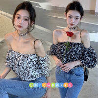 ?พร้อมส่ง?เสื้อเปิดไหล่สีดอกไม้ เสื้อครอปแขนสั้นเปิดอก ลายดอกเล็ก สวยสับไม่หลับใน เสื้อเปิดไหล่ ชุดไปทะเล สําหรับผู้หญิง