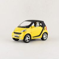 [AhQ ornaments] 1:32ชั่ง D Iecast ของเล่นรุ่นสมาร์ท Fortwo รถดึงกลับประตูแบบเปิดเสียงแอมป์; แสงรถการศึกษาของที่ระลึกคอลเลกชันขนาดเล็ก