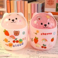 Malory Shop กล่องน่ารักสร้างสรรค์ห้องนอน,กล่องที่เก็บเอกสารโต๊ะน่ารักขนาดเล็กถังขยะฝาปิดที่วางปากกาให้สติกเกอร์