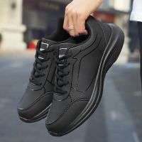 2022 New Casual Shoes Men Light Sneakers Men Shoes Footwear Male Soft Outdoor Walking Shoes Mocassin Plus Size