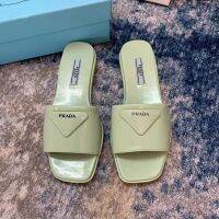 Pradaˉwomen2022 The New Slippers Square Head Green Flat Sheepskin Glossy Triangle LOGO Fashionable Wild