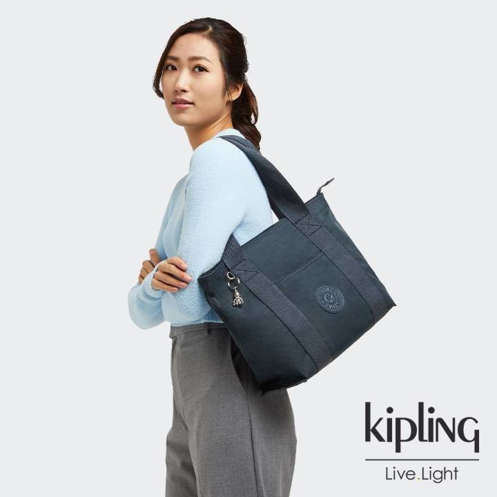 kipling-รุ่น-era-s-กระเป๋าสะพายทรง-tote-ขนาดกลาง-รุ่นใหม่-จากแบรนด์-kipling-วัสดุ-nylon-polyester-100