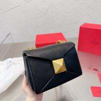 Big V Same Style New Popular Valentinoˉ Counter Big Hot Good-looking High-End Version Bag