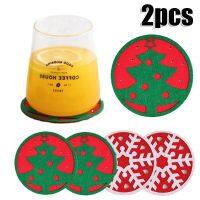 2Pcs Christmas Felt Coasters Insulated Cup Cushion Mats Christmas Tableware Pads Tableware Ornament Xmas Party Table Decorations