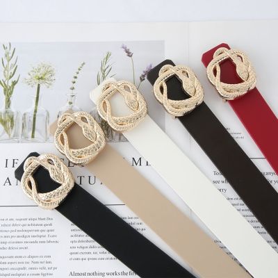Exquisite Ladies Leather Belt European American Style Snake-Shaped Buckle