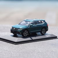 1:43 Scale Alloy New TIGUAN L 2022 Simulation Car Model Diecast Ornament Souvenir Boys Toy Gift Collectible Die-Cast Vehicles