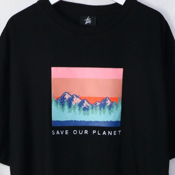 miinshop-เสื้อผู้ชาย-เสื้อผ้าผู้ชายเท่ๆ-urthe-เสื้อยืด-รุ่น-save-our-planet-เสื้อผู้ชายสไตร์เกาหลี