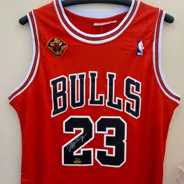 Mitchell & Ness NBA Authentic Jersey Chicago Bulls 1996-97 Michael Jordan #23 Jerseys & Team Gear Black in size:S-8