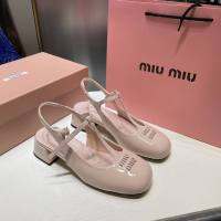 ใหม่สไตล์ร้อนรองเท้าแตะสไตล์ P Reppy ของผู้หญิงรอบนิ้วเท้า Miu-แฟชั่นอารมณ์ทุกการแข่งขันหนังสิทธิบัตรแมรี่เจน Sandals9145