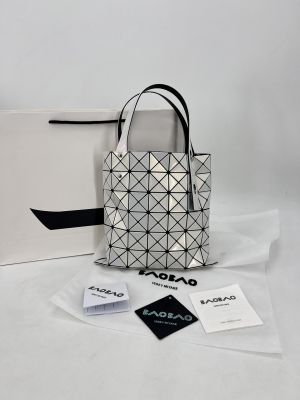 ของแท้ 100% ISSEY MIYAKE Fritillary bucket Bag 7 grid womens handbag Geometric lattice shopping bag brand leisure bag Tote Bag 27CM