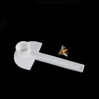 10Pcs Bee Feeder น้ำผึ้ง Entrance Feeder Beekeeping Cap Thread Feeder Bee Keeping Hive เครื่องมือ Queen ระบบการเลี้ยง H2