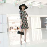 Spot parcel post Dignified Goddess Strap Slim Dress 20 Summer New Wrapped Chest Nipped-Waist Slimming V Collar 34 Sleeve Printed Dress