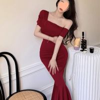 Red strapless dress with short sleeves satchel in womens summer French collarbone temperament sexy hip fishtail skirt