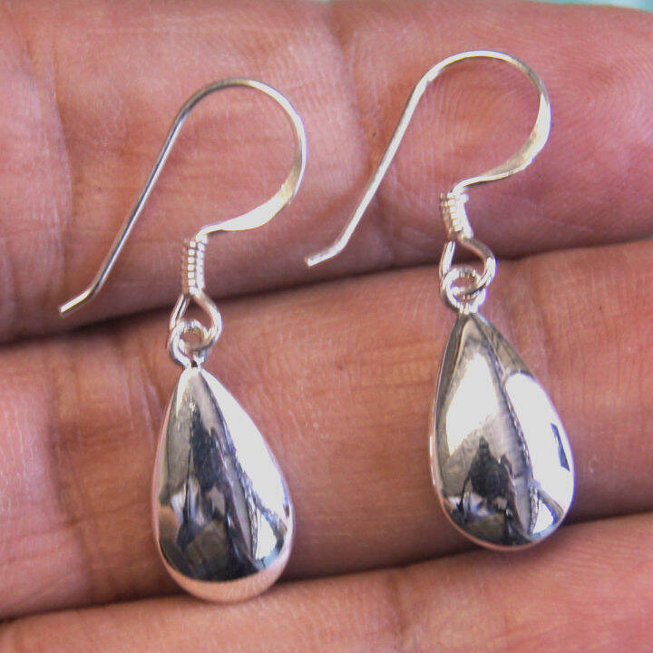 thai-lovely-design-earrings-sterling-silver-beautiful-gift-เอกลักษณ์ไทยสวยงามลวดลายไทยเท่ตำหูเงินสเตอรลิงซิลเวอรใช้สวยของฝากที่มีคุณค่า-ฺ