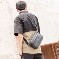 กระเป๋าสะพายข้าง หล่อเท่ห์ Handsome Crossbody bag ผู้ชาย กระเป๋าสะพายพาดลำตัว รุ่น W1915