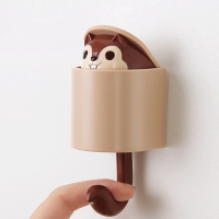 Creatived Funny Squirrel Self Adhesive Wall Hook Kitchen Tableware Clothes Organize Hanger Keychain Hook Picture Hangers Hooks