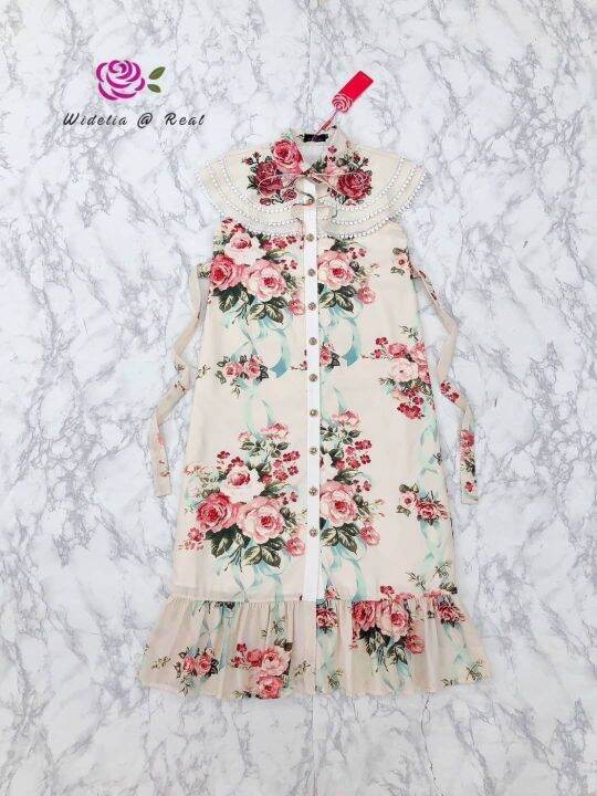 p010-243-pimnadacloset-sleeveless-collar-button-down-tie-waist-floral-print-shift-dress