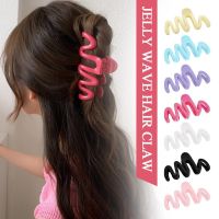 【YF】✉  1pc Colorful Jelly Hair Claw Hairpin Fashion Design Korean Irregular Clip Headwear Wholesale