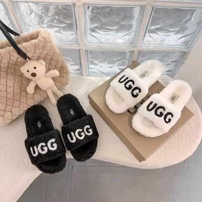 Cyber Red Plush Slippers for Women uggˉouterwear 2023 Autumn/Winter New Thick Sole Popular Letter Lamb Hair Slippers for Home Use slides