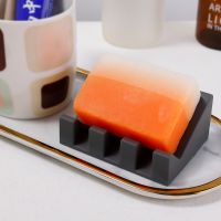 Silicone Soap Dish Soap Dispenser Tilt Drain Soap Box Bathroom Bath Soap Storage Holder Kitchen Sponge Storage Rack