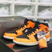 2023 Original J 1 Mid SE "University Gold" Basketball Shoes Casual Sneakers for Men Women