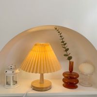 Northern Paper Ins Wind Bedroom Light ข้างเตียงอาหารญี่ปุ่นโทนี่แสงแสงสีแดงสาวแสงตกแต่งหอพัก